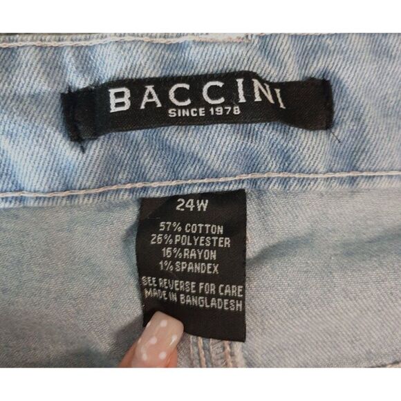 Baccini Womens Plus Capri Jeans 24W Light Blue Frayed Hem Denim Comfy Slimming - Picture 6 of 8